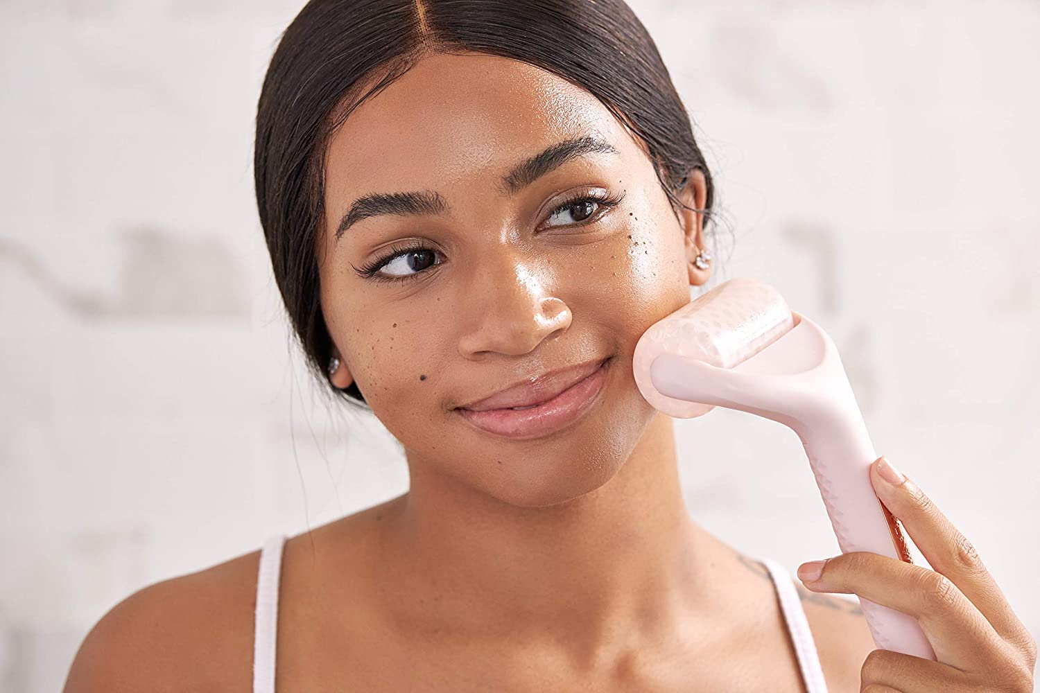 Facial Massage Ice Roller